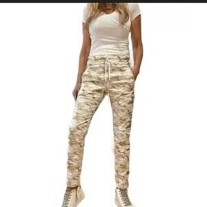 Bevy Flog Gold Camo Cotton‎ Lycra Statement Luxury Designer joggers size 28